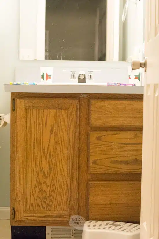 How To Paint Bathroom Vanity Cabinets, How To Update An Oak Bathroom Vanity