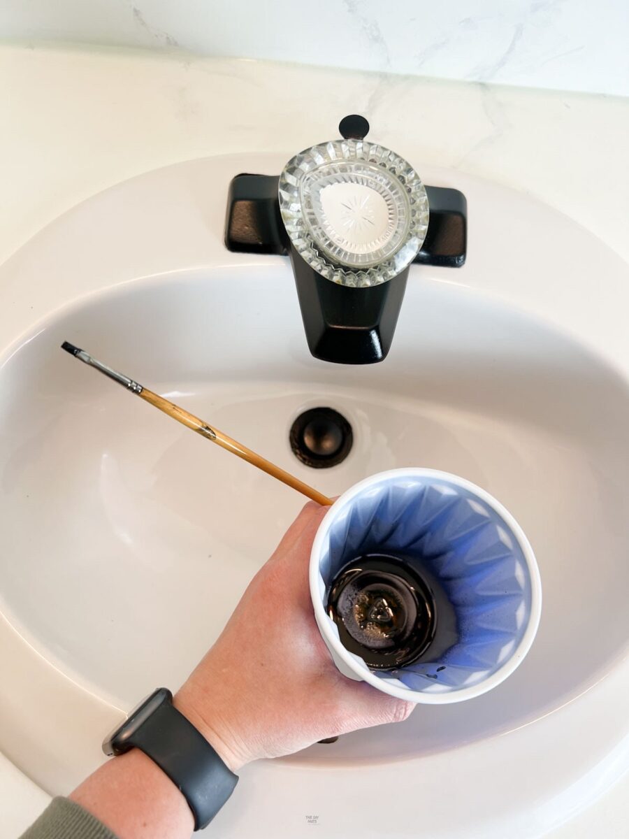 Can You Spray Paint A Bathroom Faucet? - The DIY Nuts