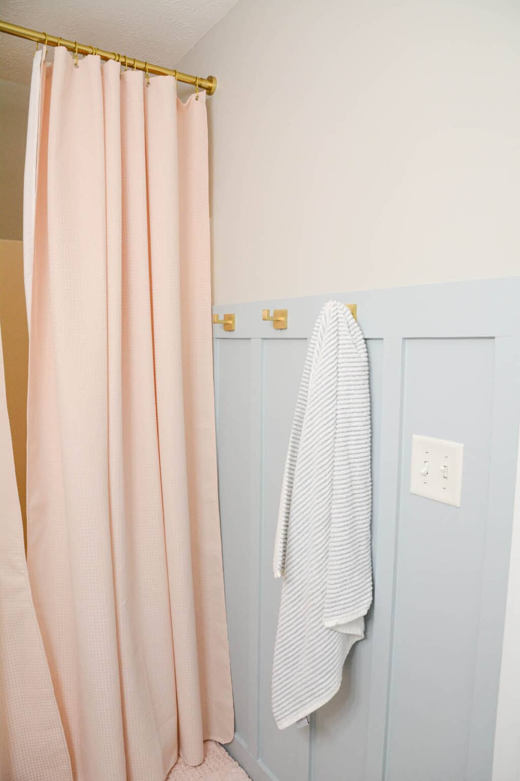 Hooks For Hanging Towels In Bathroom